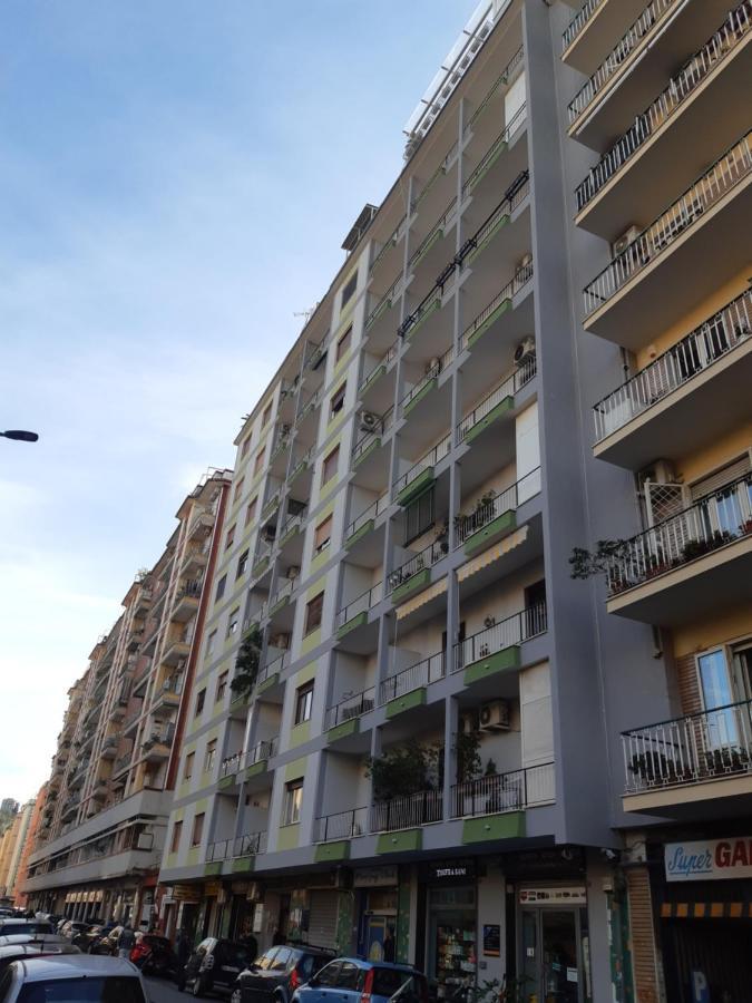 Click&Sleep Fuorigrotta Apartment เนเปิลส์ ภายนอก รูปภาพ