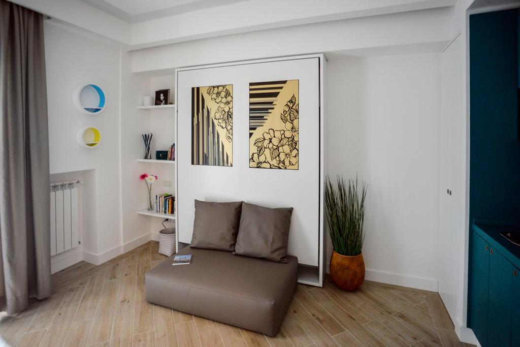 Click&Sleep Fuorigrotta Apartment เนเปิลส์ ภายนอก รูปภาพ