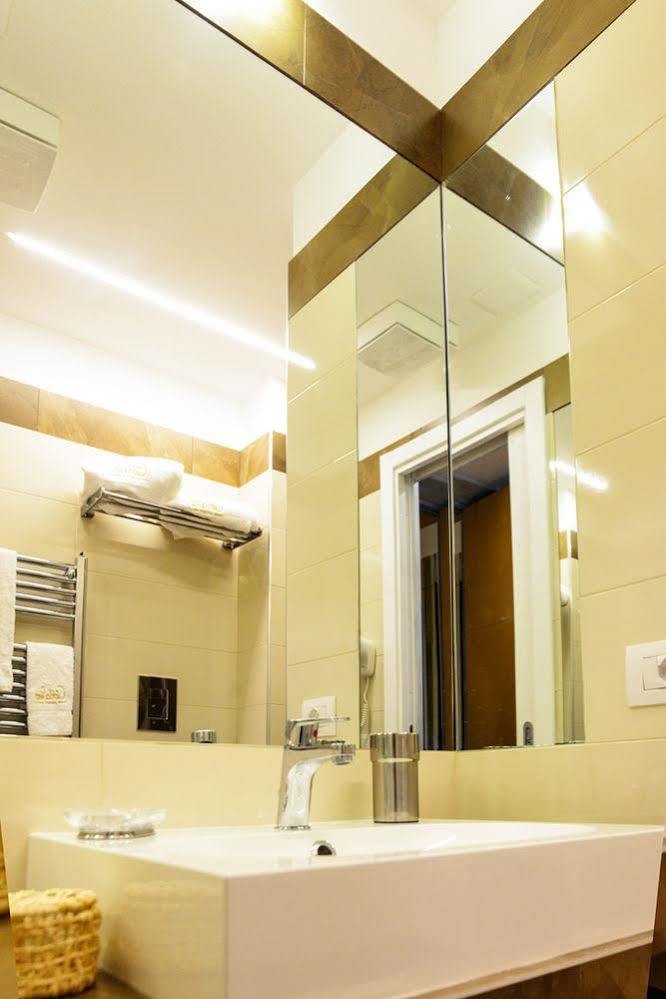Click&Sleep Fuorigrotta Apartment เนเปิลส์ ภายนอก รูปภาพ