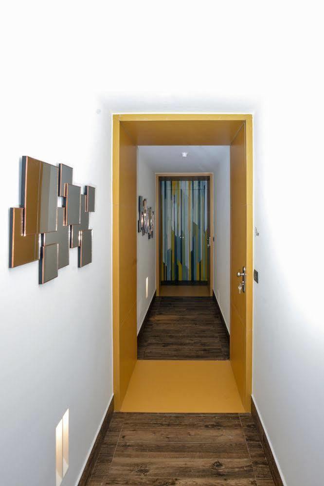 Click&Sleep Fuorigrotta Apartment เนเปิลส์ ภายนอก รูปภาพ